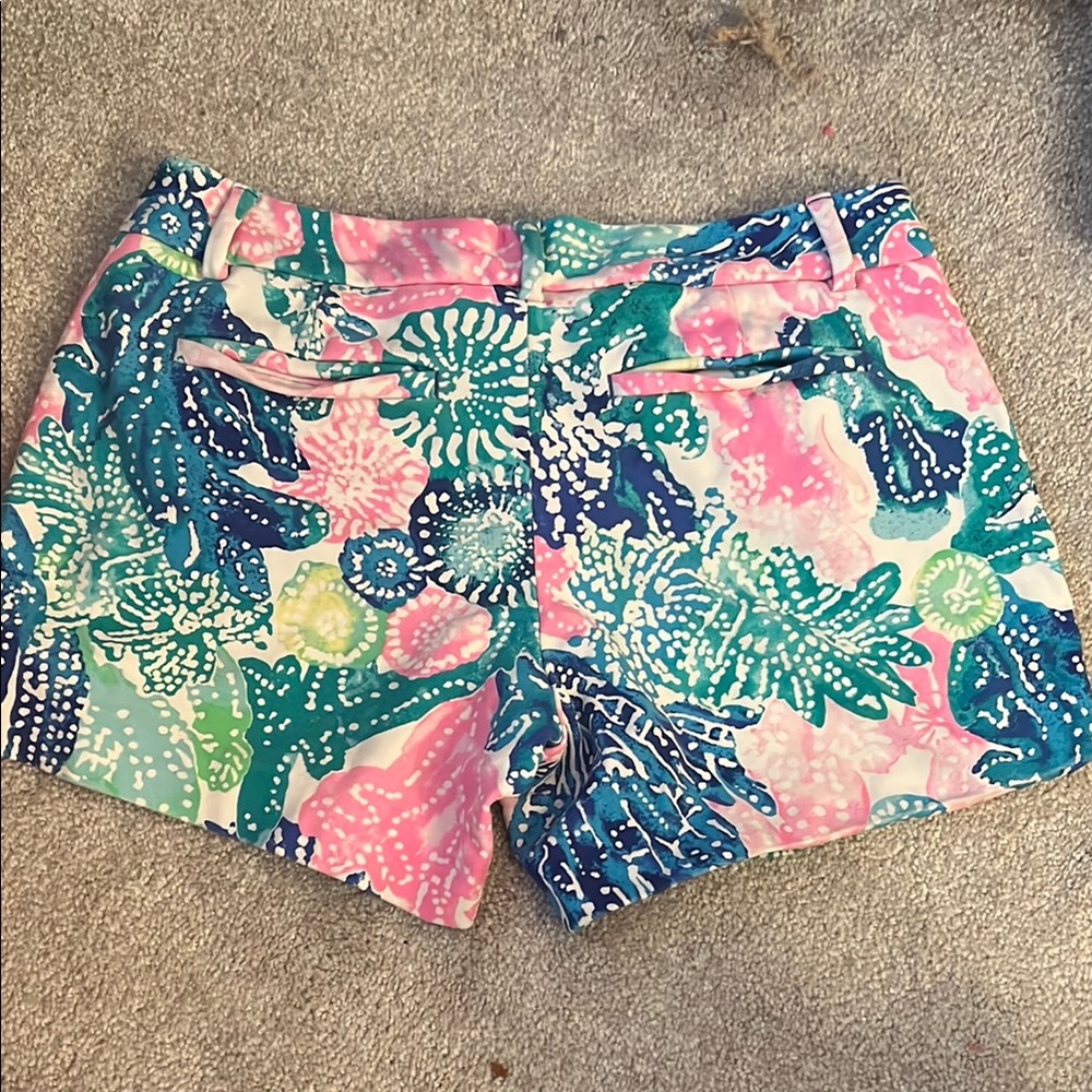 Lilly Pulitzer Women's The Callahan Stretch Shorts - Picture 2 of 5